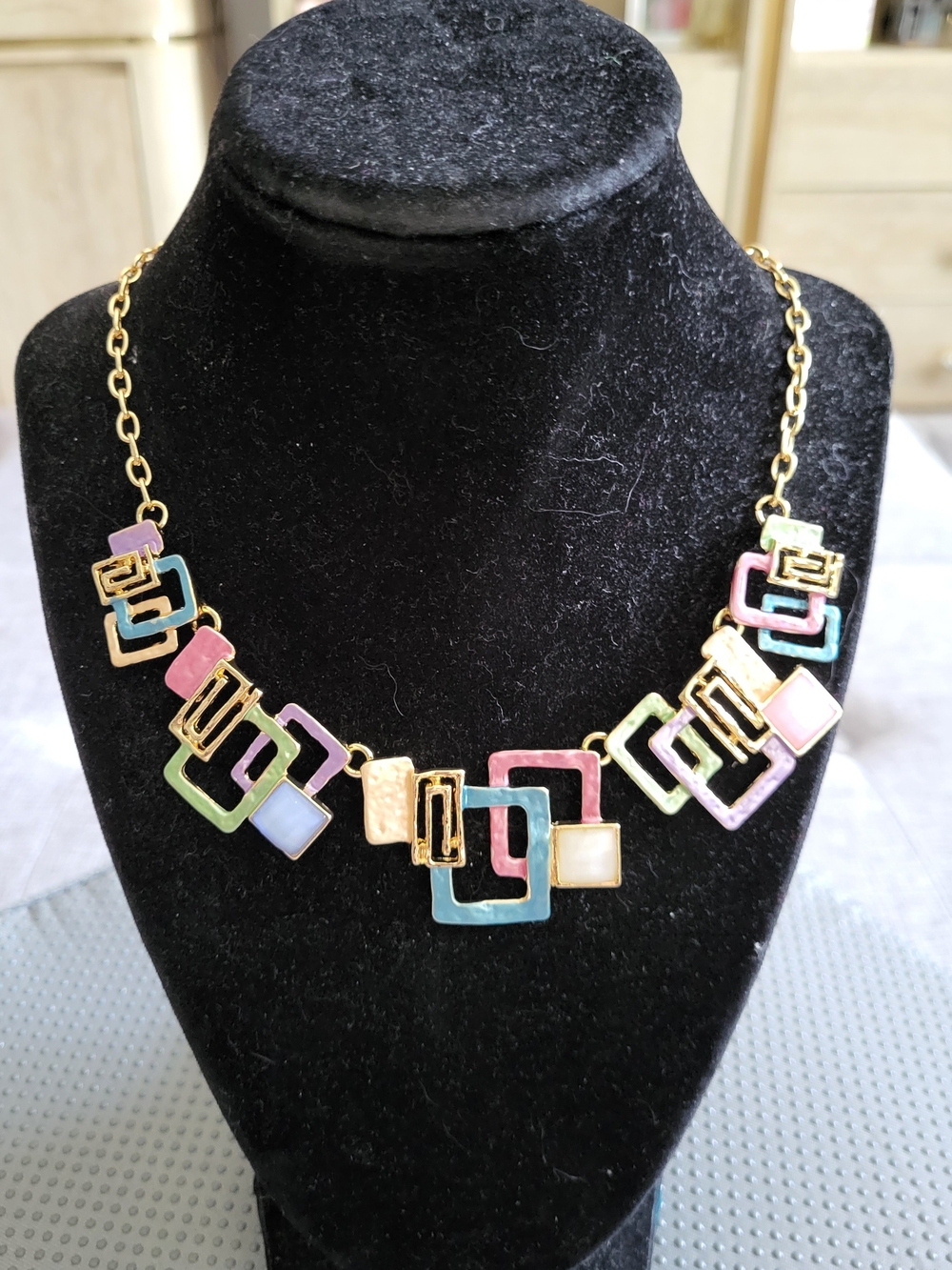 Fashion Jewelry Necklace/Earrings Set-Accents Necklace 9" Earring 1 - Picture 2 of 2